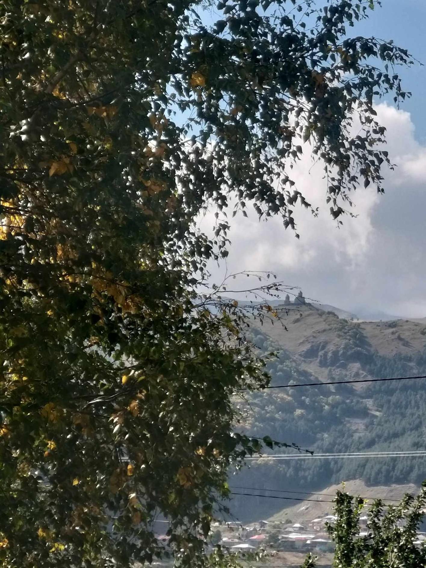 Апартаменты Emotion Kazbegi Экстерьер фото