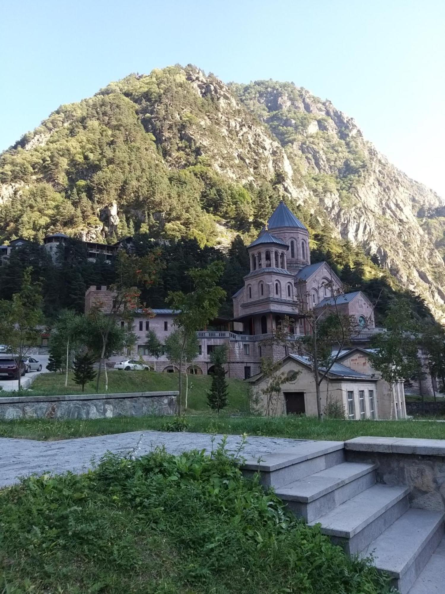 Апартаменты Emotion Kazbegi Номер фото